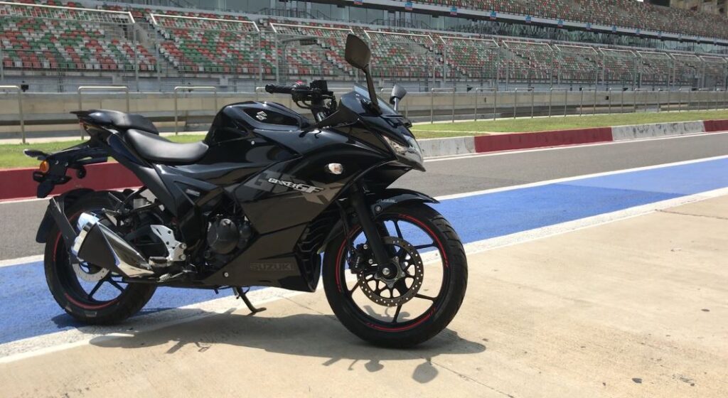 Suzuki Gixxer SF