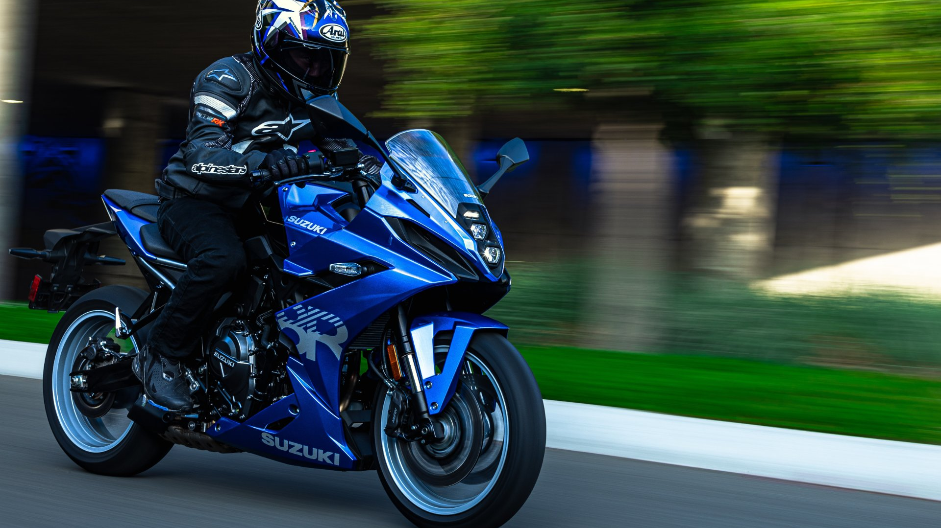 Suzuki GSX-8R