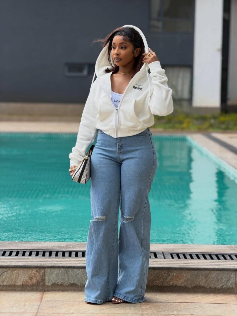 Outfits With White Hoodie